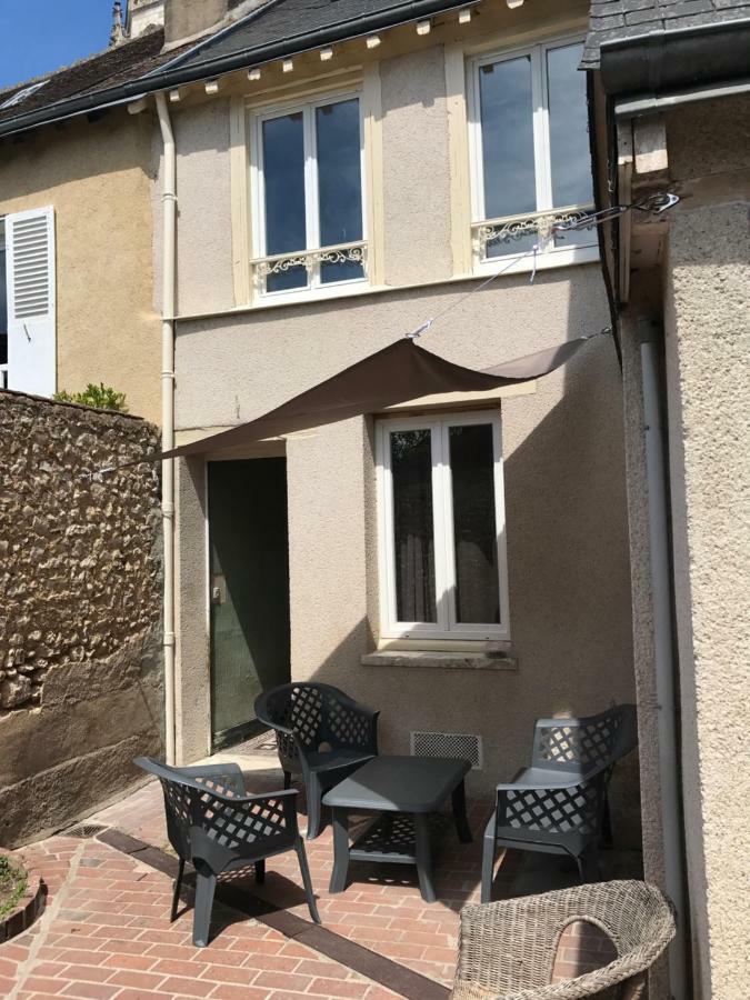 Appartement Au Coeur De Vendôme Buitenkant foto